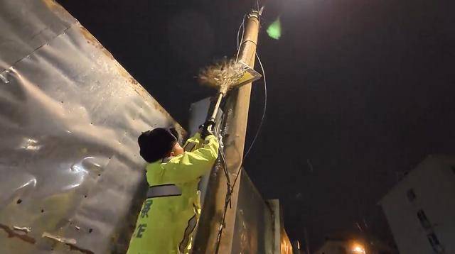 外交部发言人毛宁点赞山东德州交警<strong></p>
<p>比特币价格走势图</strong>!