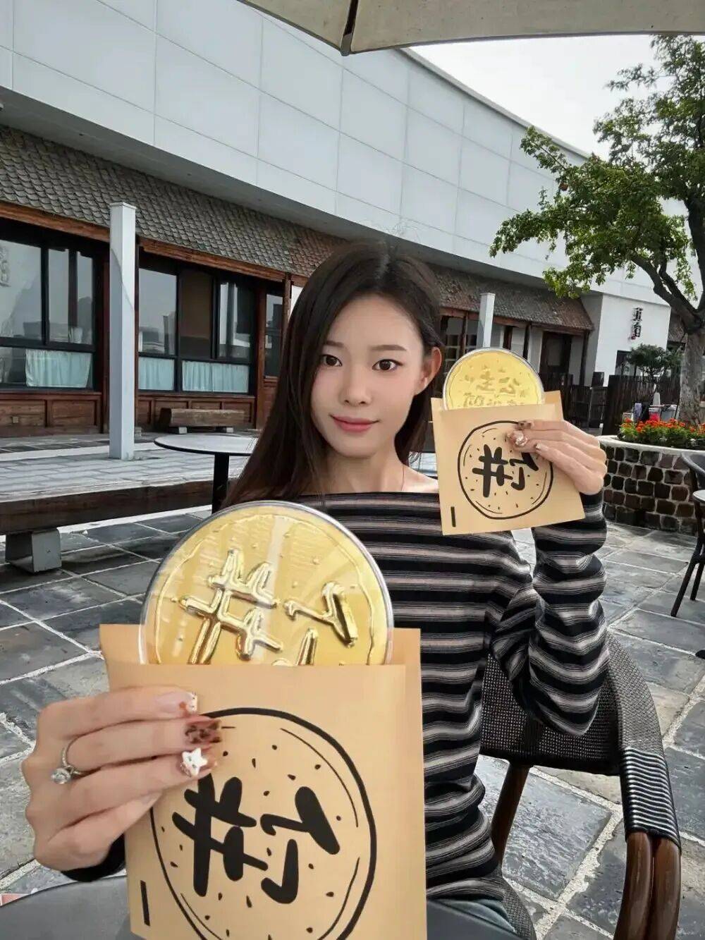 潮汕老板卖0.1克黄金<strong></p>
<p>比特币价格走势图</strong>,今年已进账62亿