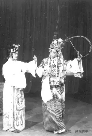 “何晴告别仪式”不公开对外吊唁<strong></p>
<p>比特币价格走势图</strong>,好友:她本想跟李雪健一样,战胜病魔,走回舞台