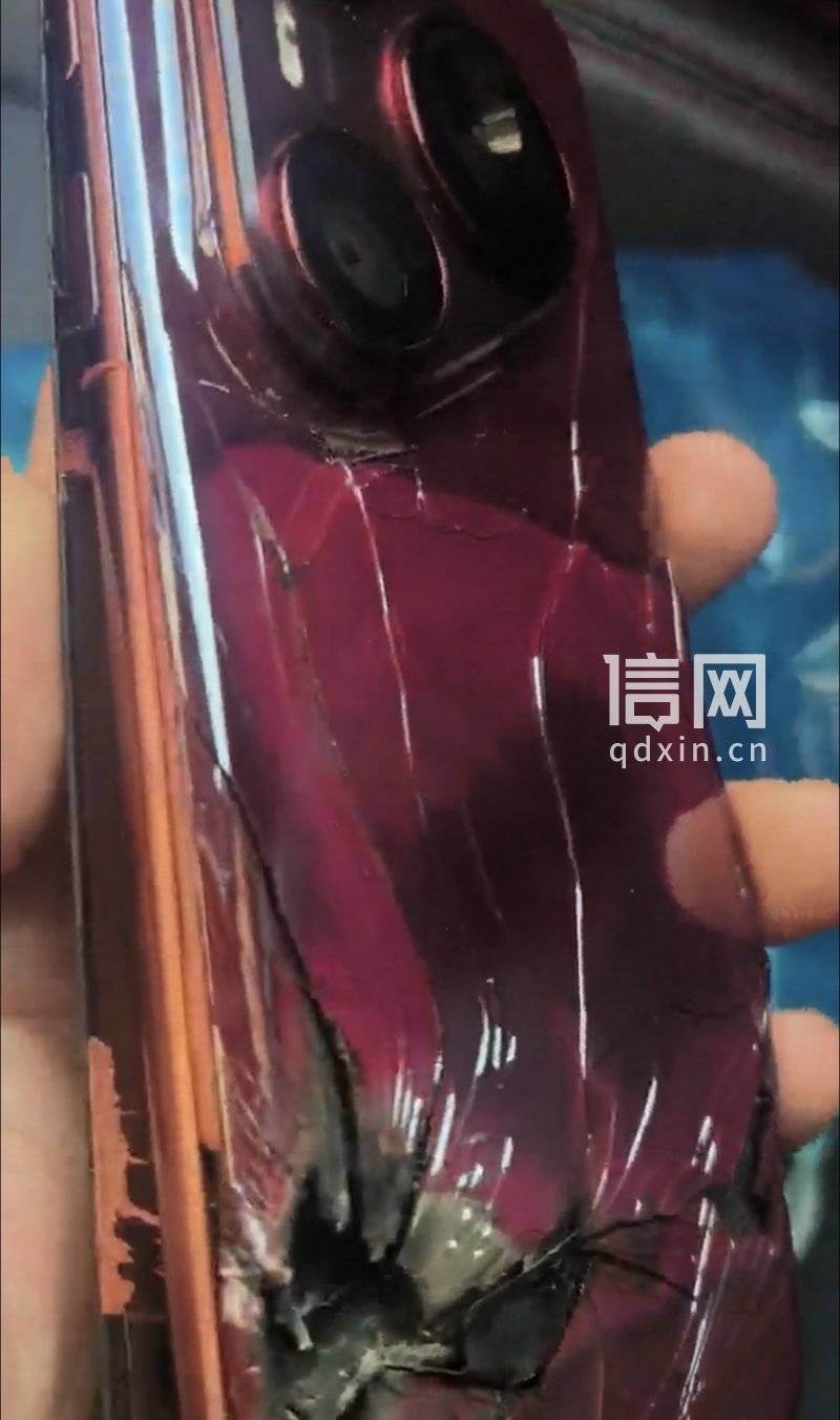 华为新手机充电时电池爆了 售后凭照片认定“外力所致”拒保 消费者：难道我买的是摔炮<strong></p>
<p>现在比特币多少钱一个</strong>？