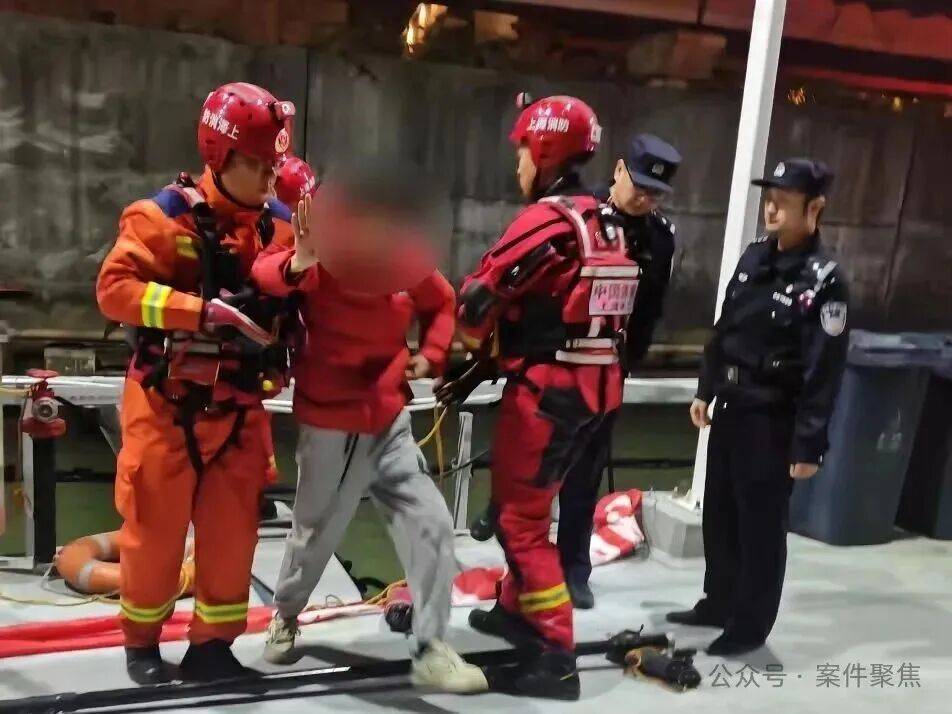 骗了别人18万元<strong></p>
<p>比特币在哪里买卖交易</strong>，上海一男子凌晨站在黄浦江边“想抽最后一支烟”