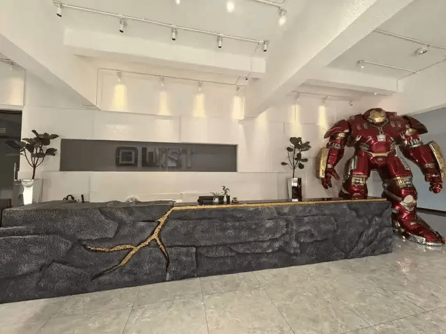 一边万人大厂停工<strong></p>
<p>比特币的行情价格</strong>，一边出口订单暴增：“潮玩之都”东莞，深陷冰火两重天