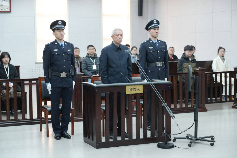 两“虎”任上被查<strong></p>
<p>比特币历史最高价格</strong>，正部级老虎被开除党籍！受贿6.13亿，谭瑞松被判死缓