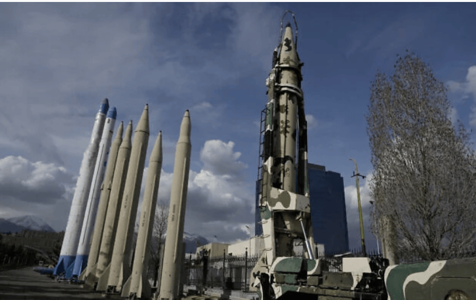 特朗普发视频称“打死多名伊朗军事领导人”<strong></p>
<p>比特币暴涨</strong>，内塔尼亚胡称打击了伊钢铁厂和石化厂，以官员：伊朗仍有超千枚可打击以色列的弹道导弹