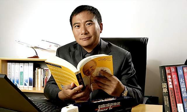 一代快运巨头退市<strong></p>
<p>比特币基金</strong>,彻底卖身京东:传奇落幕背后,物流行业又要变天了