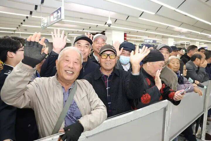 南京首条跨省地铁开通！乘客说：“我坐地铁不去哪里<strong></p>
<p>比特币数量</strong>，就是高兴！”